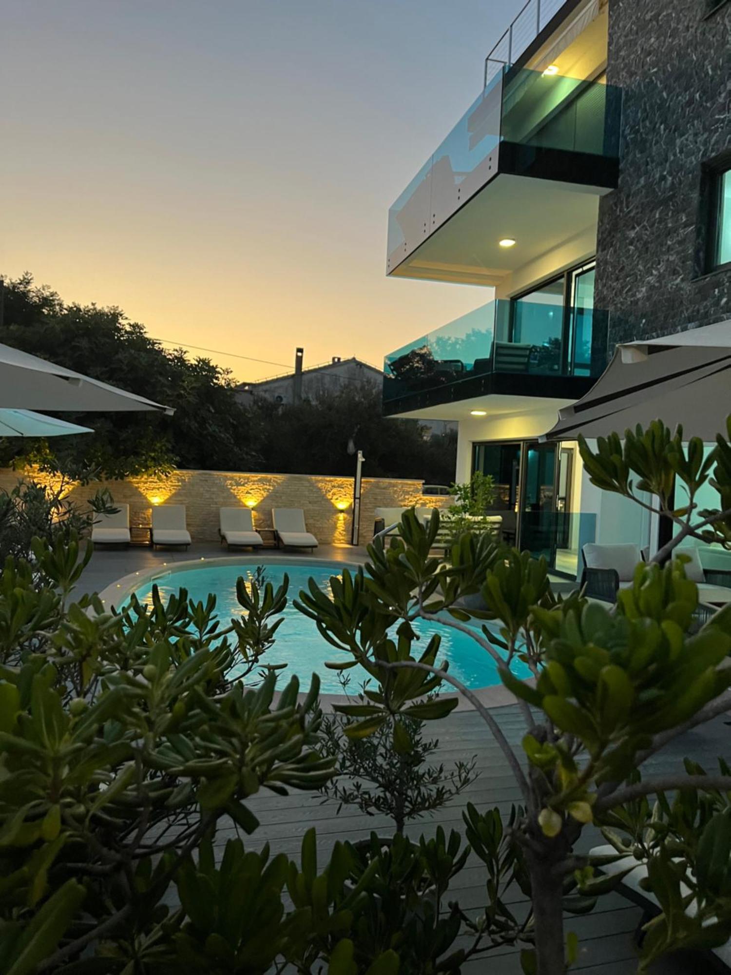 Luxury Apartments Vilamaloca ヴィル エクステリア 写真